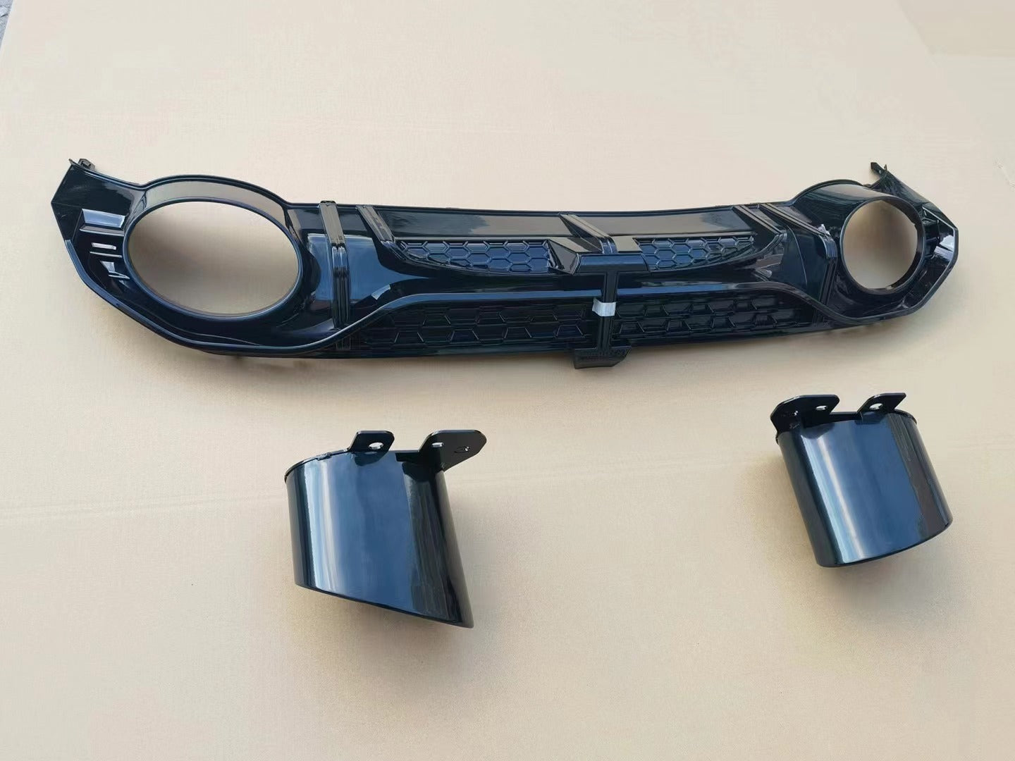 2020-2024 Audi RS3 Style A3 S line rear diffuser and large dual tailpipe For Audi A3 S3 8Y