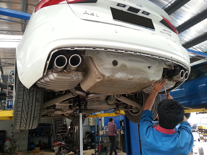 2008-2012 Audi S4 RS4 Style Rear Diffuser With Tailpipe For Audi A4 S4 B8