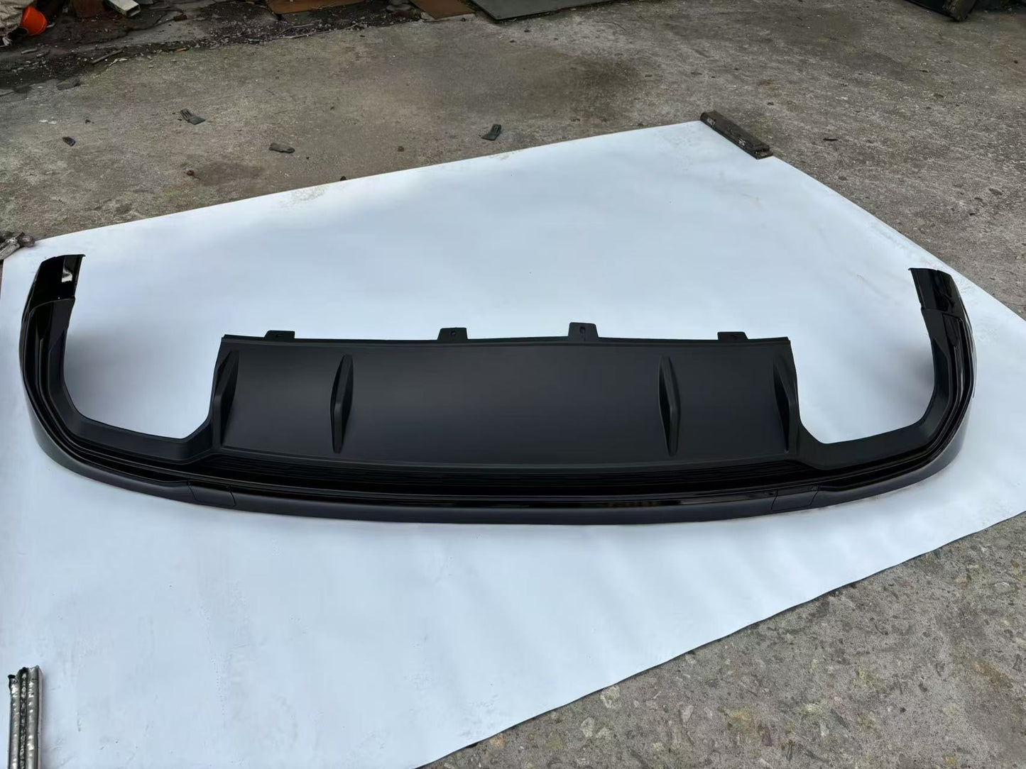 2018-2021 Audi SQ5 Style Q5 Rear Diffuser With Tailpipe For Audi Q5 B9