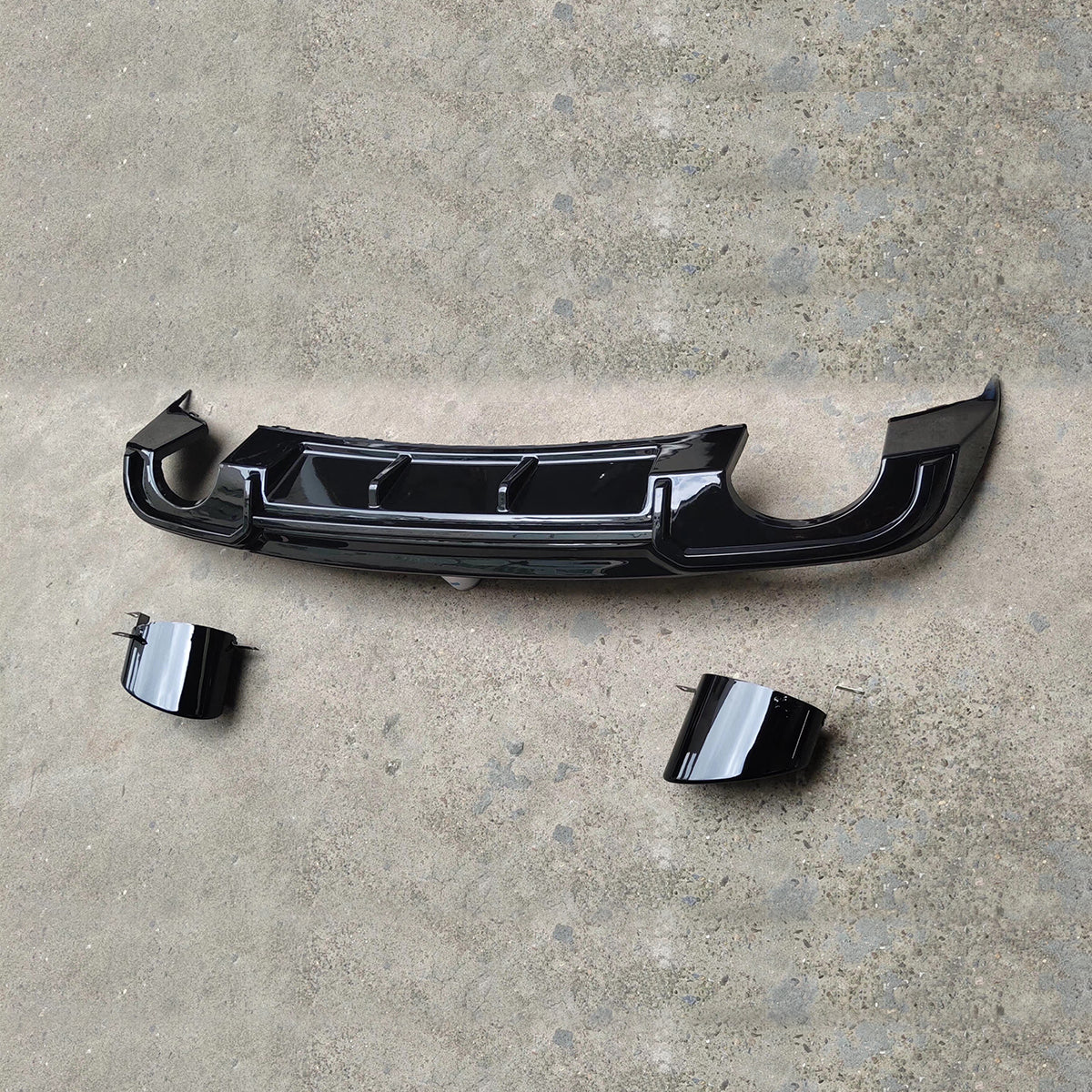 2017-2019 Audi RS3 Style A3 Non S-line rear diffuser and large dual tailpipe For Audi A3 S3 8V.5